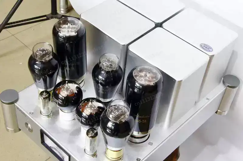 Amplificatore a Valvole di Cla - Class A Tube Amplifier 845 recensione e prezzo