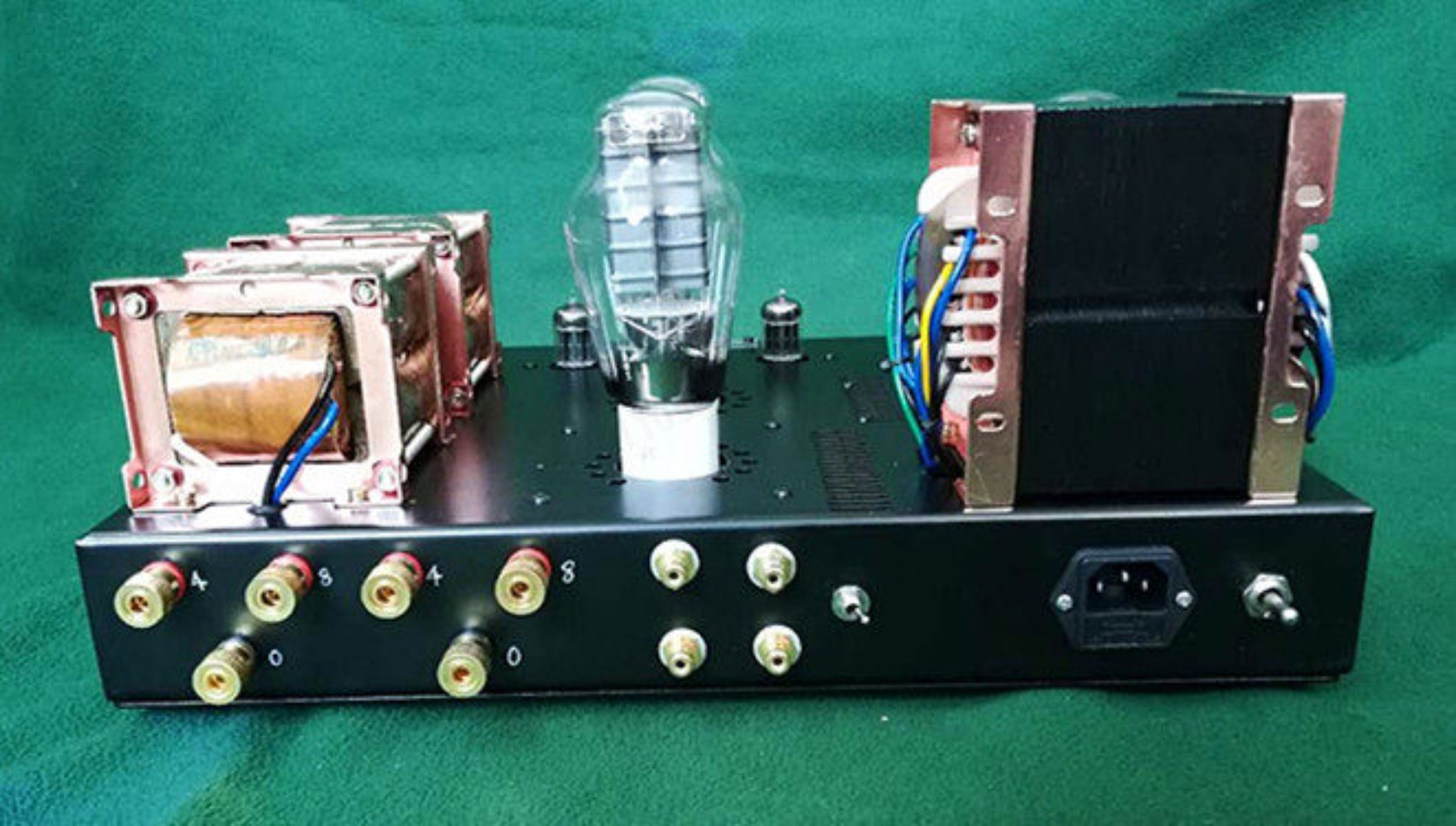 Amplificatore a valvole 300B S - Tube Amplifier 300B Single Ended recensione e prezzo