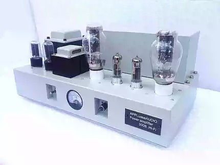 Amplificatore a Valvole 300B P - Tube Amplifier 300B Single Ended recensione e prezzo